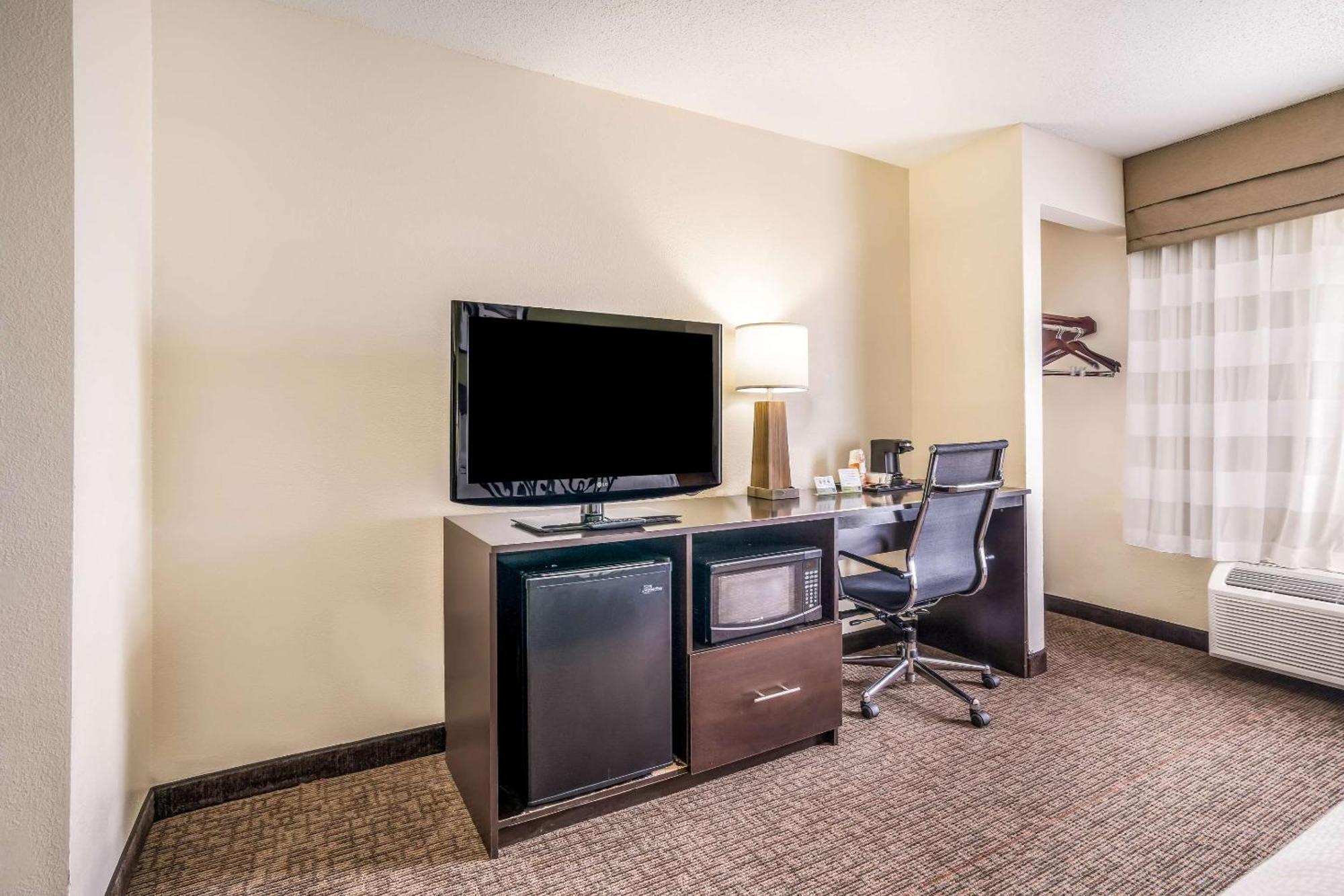 Sleep Inn & Suites Jacksonville Near Camp Lejeune Kültér fotó